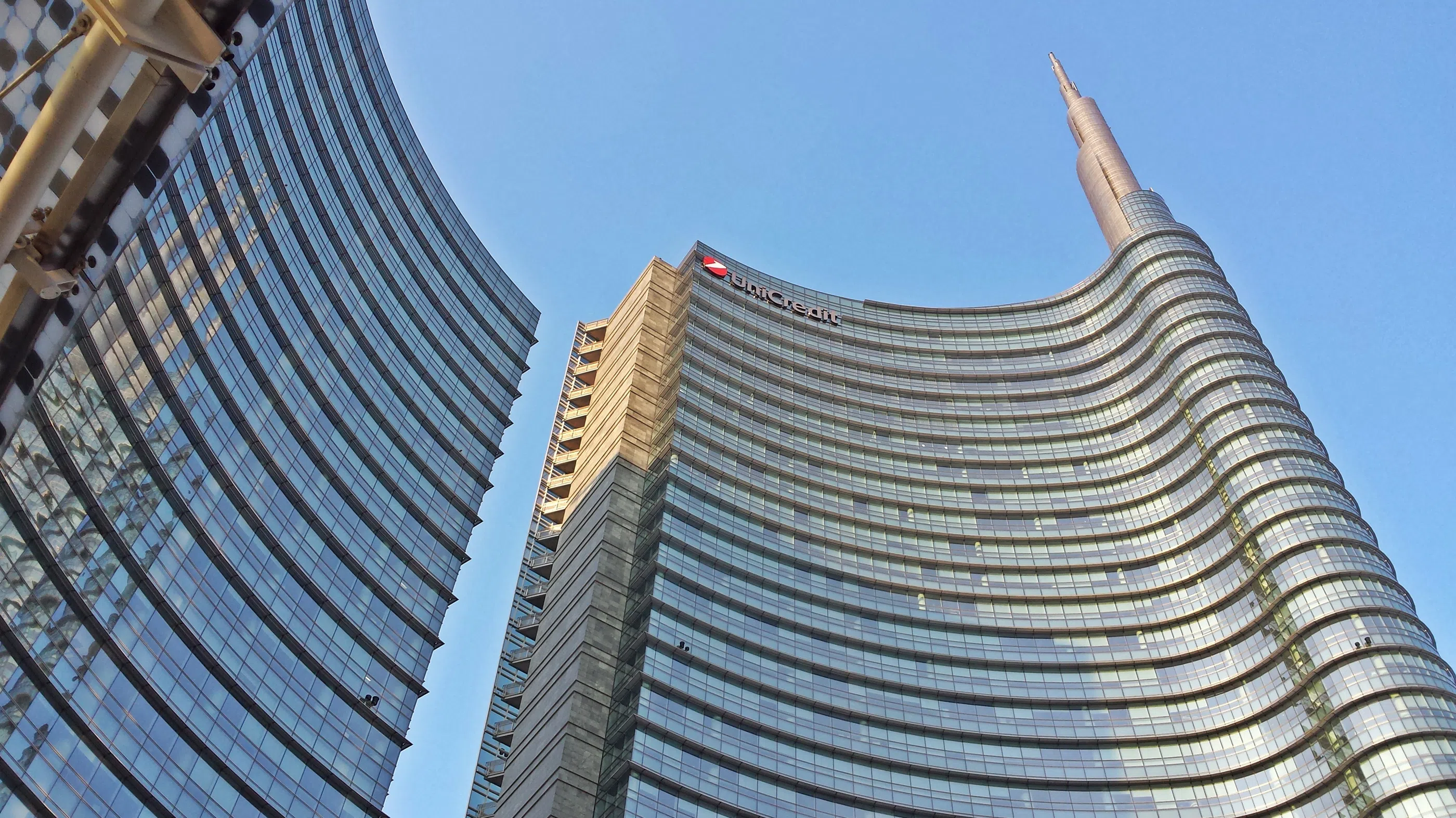 UniCredit отчете увеличение на печалбата за тримесечието