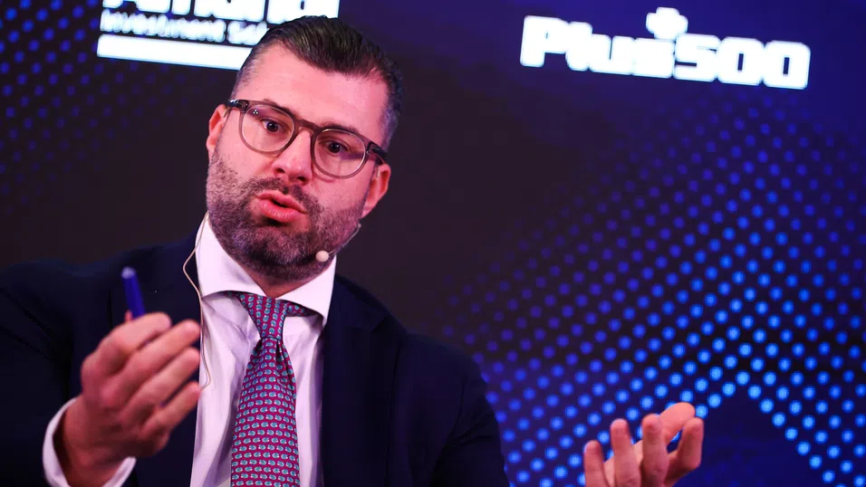 Туризмът ще е секторът с най-видими ефекти от приемането на еврото, заяви зам.-министърът на финансите