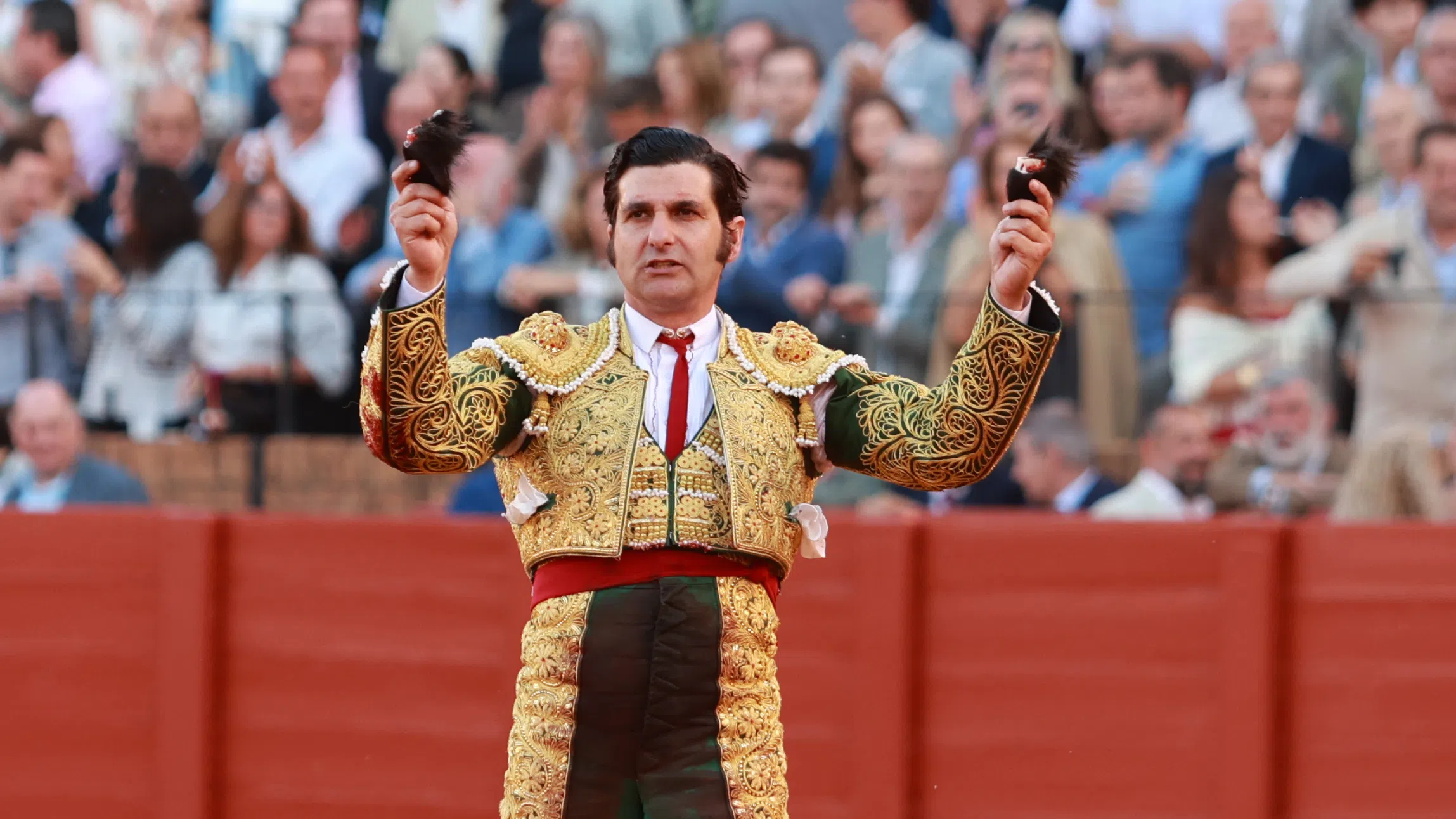Последното „Оле“ на Испания: Легендарният тореадор Моранте де ла Пуебла се оттегля