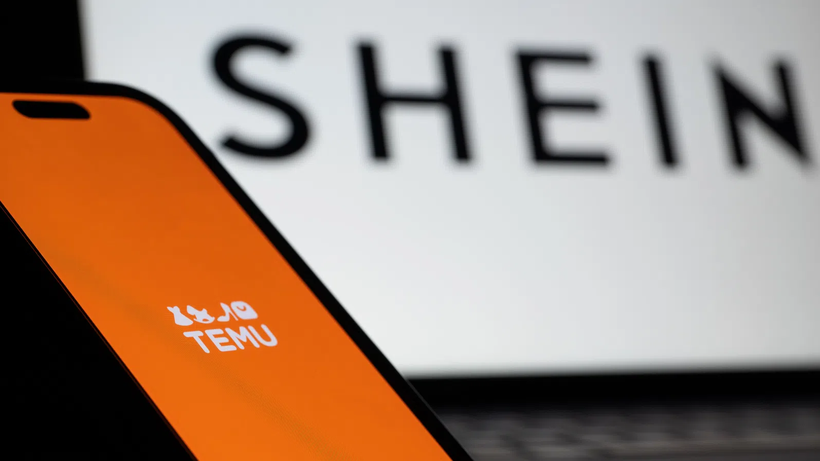 ЕС започва да облага с данък евтините пратки