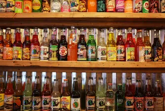 СЗО настоява за по-високи данъци върху алкохола и подсладените напитки