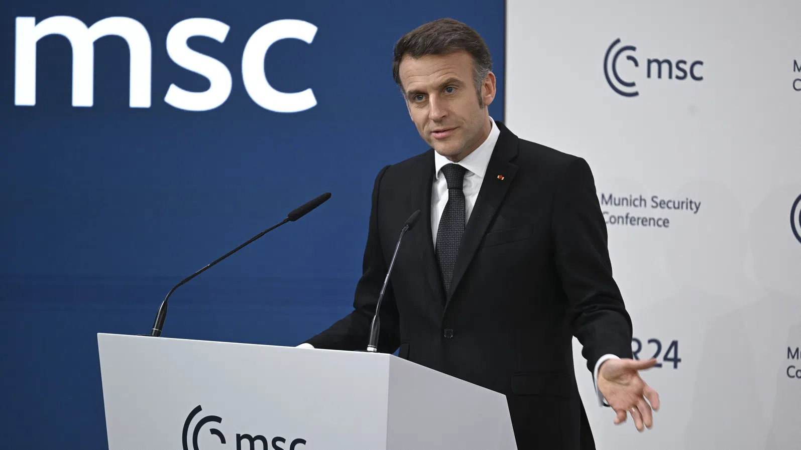 „Трябва да бъдем уважавани“: Макрон настоява за по-самоуверена Европа и нов баланс със САЩ