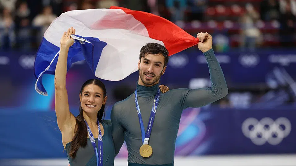 Скандалите, които помрачиха „зловещия“ френски триумф във фигурното пързаляне