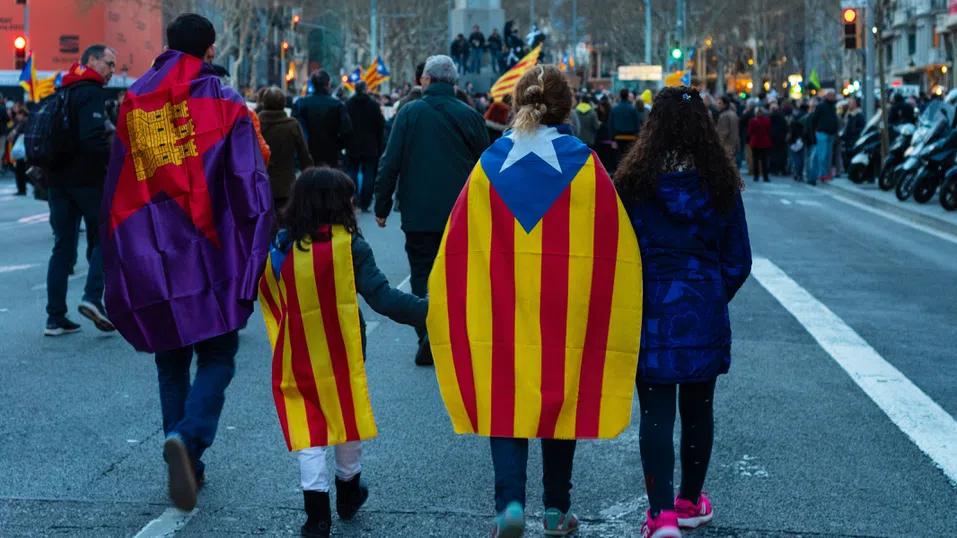 Социалистическата партия спечели изборите в Каталуния след спад в сепаратисткия вот