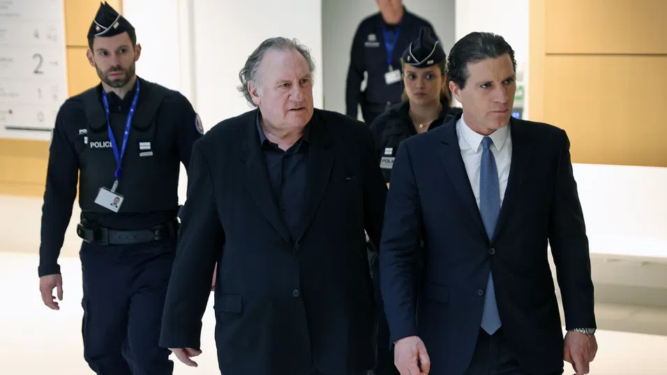 Жерар Депардийо е признат за виновен за сексуално насилие на снимачната площадка