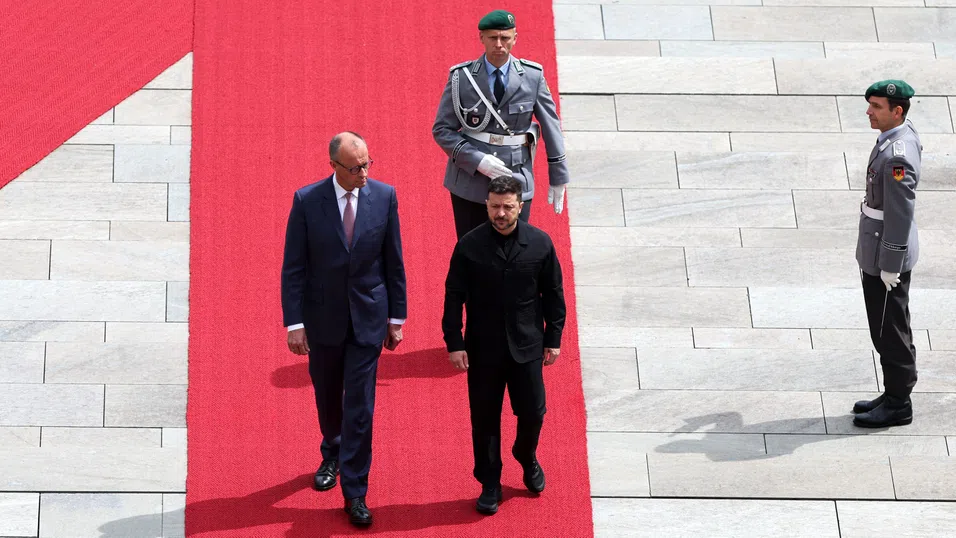 Мерц лети спешно до Белгия, за да осигури подкрепа по плана за използване на замразените руски активи