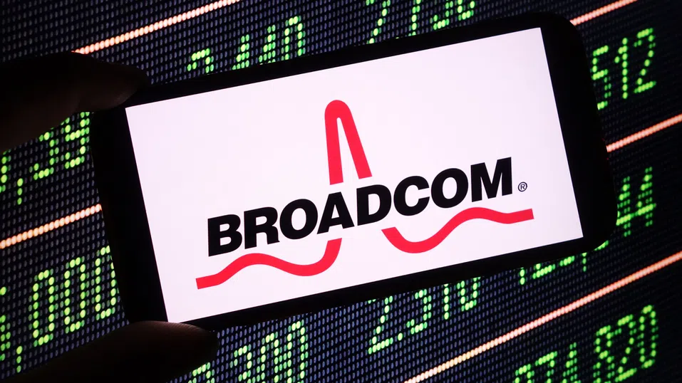 Акциите на Broadcom скачат след официално потвърденото партньорство с OpenAI