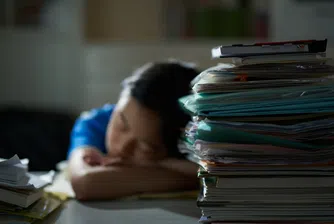 Силата на постоянството: Незрящите ученици, които държат най-дългия изпит в Южна Корея