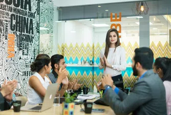 Младите индийци предефинират семейното богатство: Стартъпите са новият залог