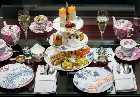 Британският следобеден чай е сложен бизнес. Понякога дори няма чай