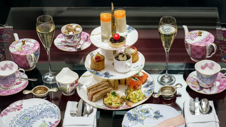 Британският следобеден чай е сложен бизнес. Понякога дори няма чай