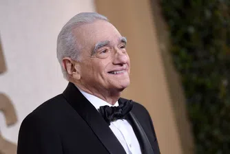 Оставете телефоните, казва Скорсезе с извънземната си реклама за Super Bowl