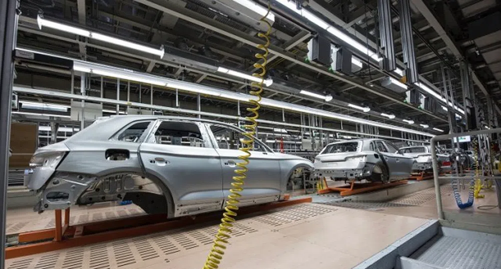 Toyota изненада анализаторите и повиши прогнозата си за годишната печалба