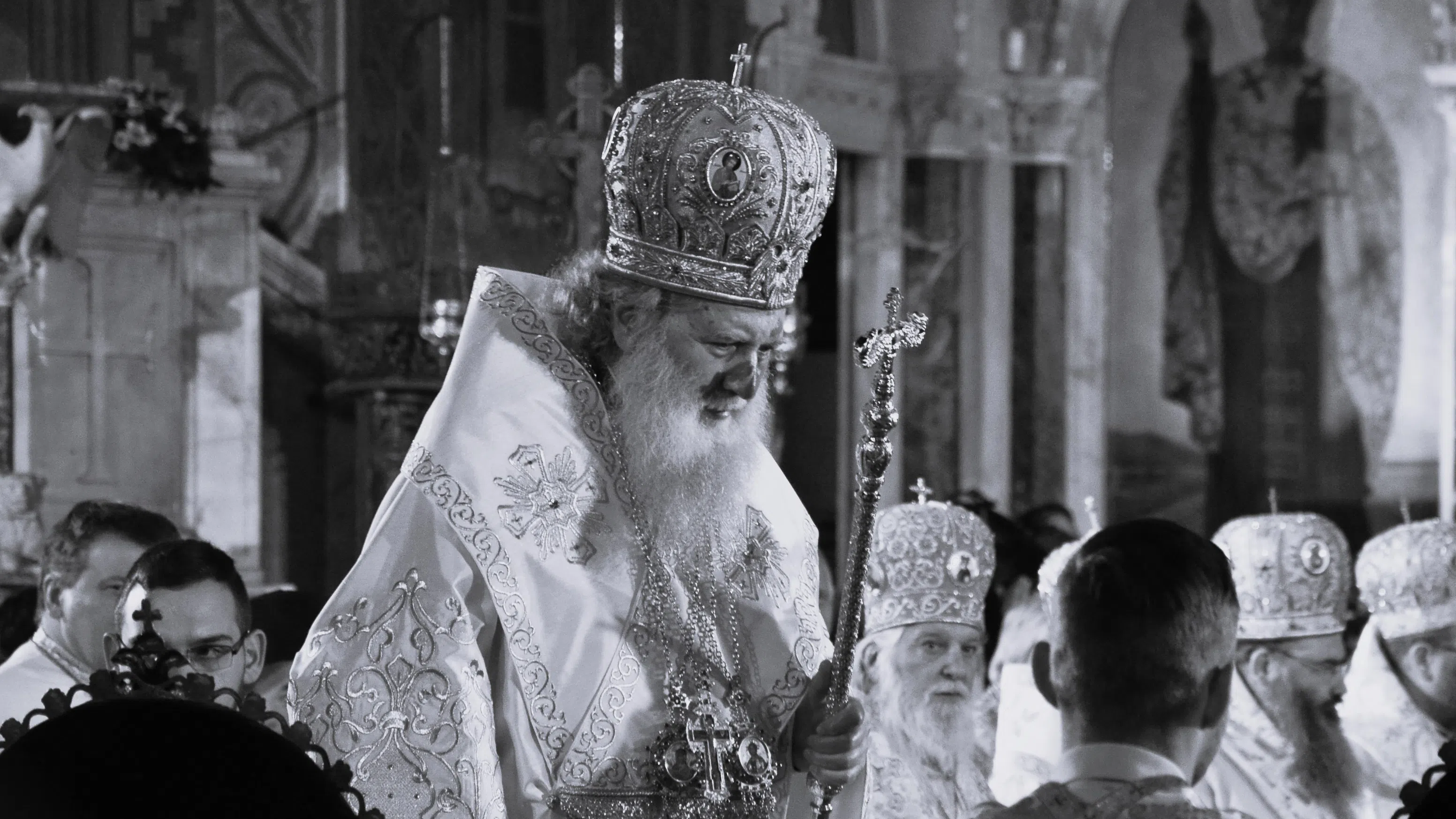 Ден на траур в България: Покланяме се пред тленните останки на патриарх Неофит
