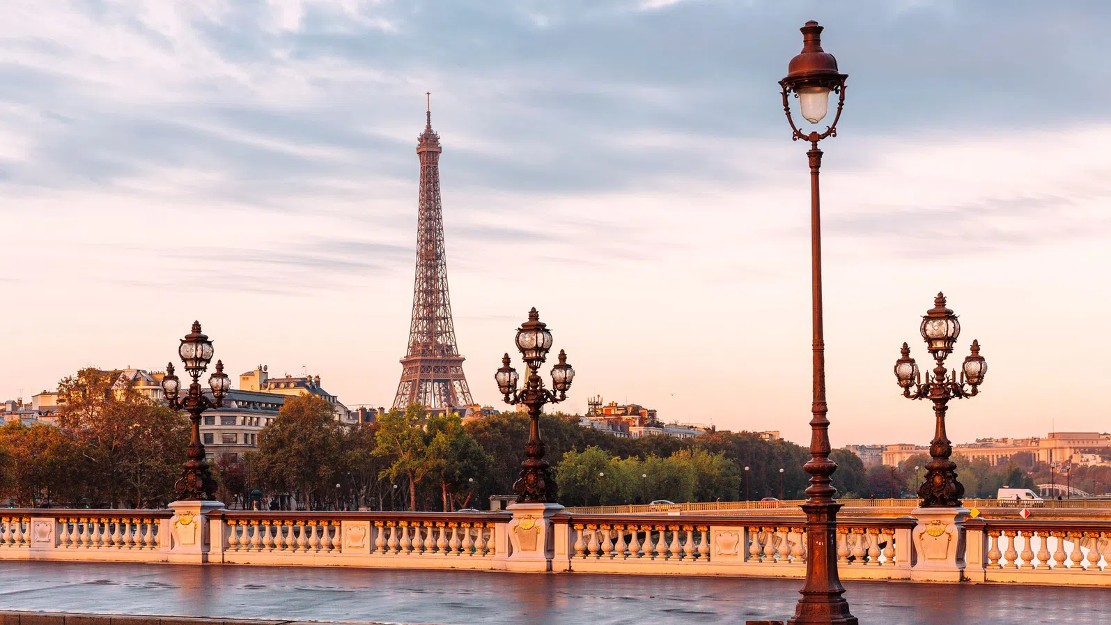 Надпреварата за Париж: Защо „зеленият“ завой на френската столица е необратим?