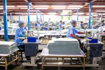 Какво е бъдещето на европейския текстил, ако китайските дрехи наводнят пазара