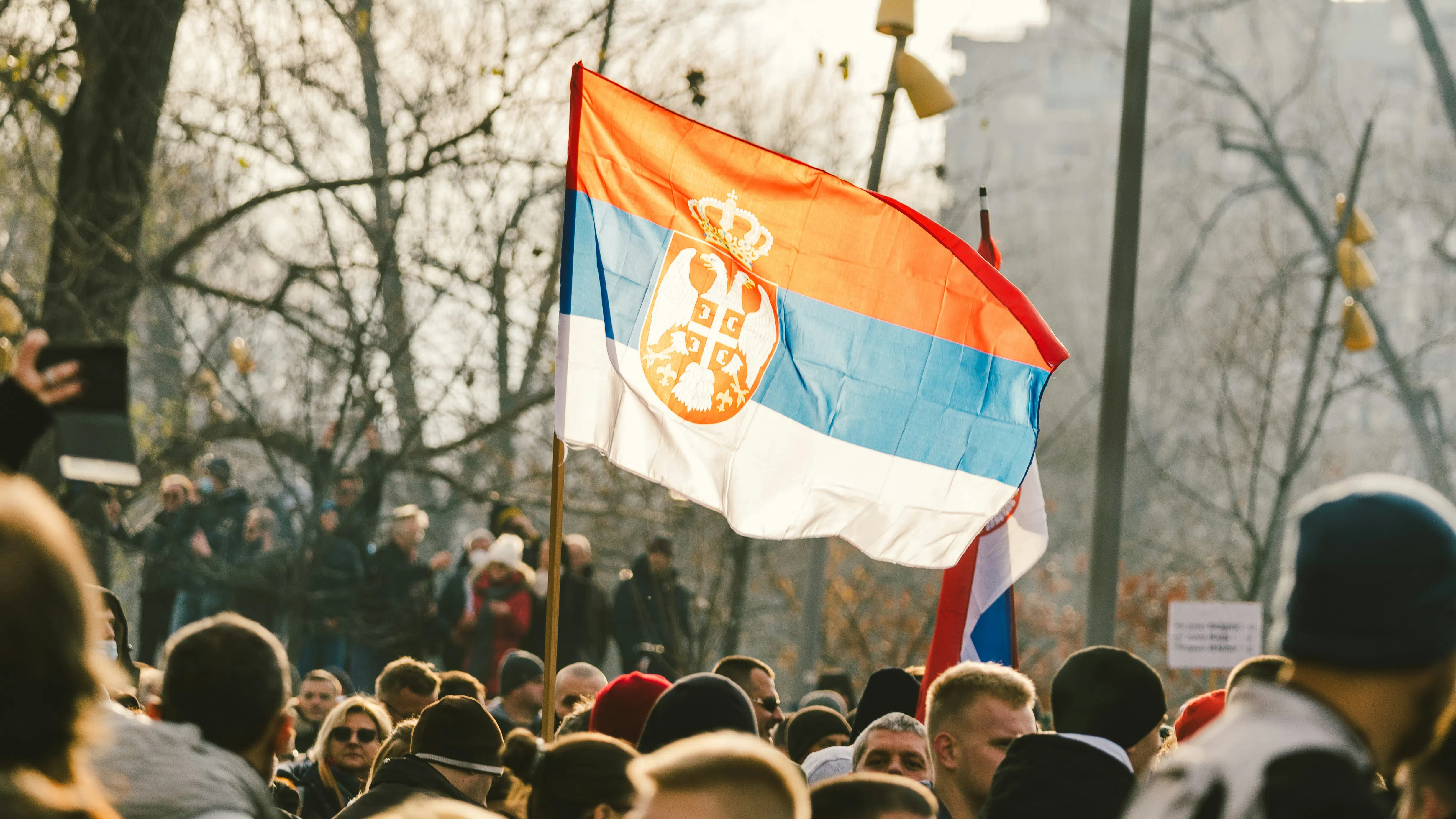 Авторитаризъм или членство в ЕС – залогът, който ще реши съдбата на Сърбия