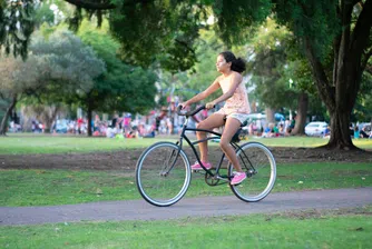 Париж е най-удобният европейски град за деца велосипедисти, София е последна