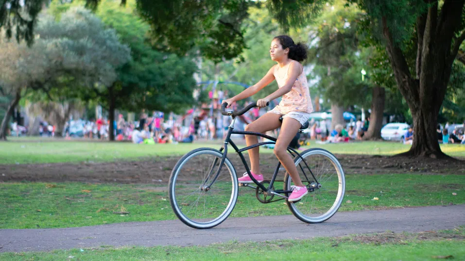 Париж е най-удобният европейски град за деца велосипедисти, София е последна