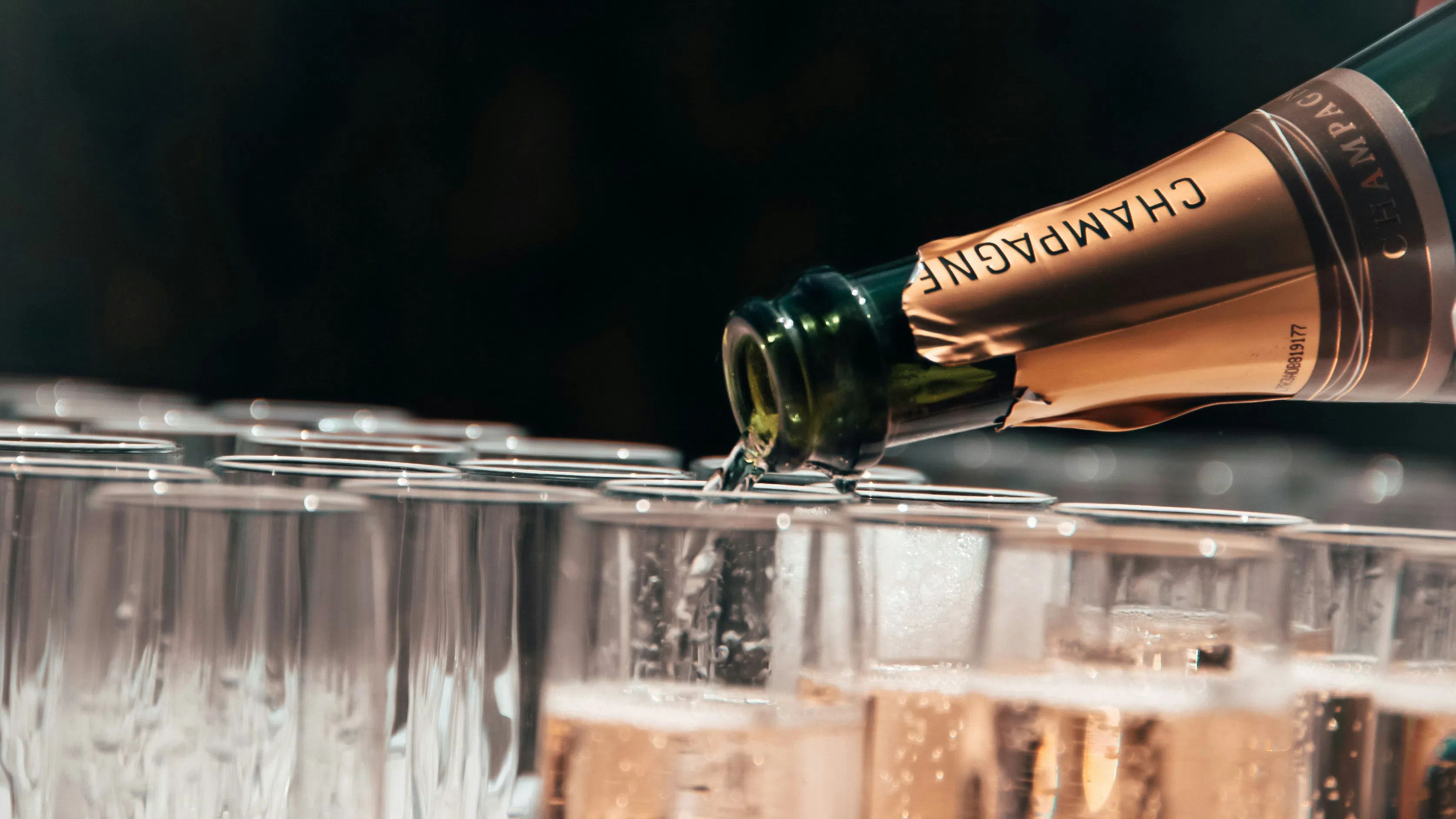 Sotheby's организира най-големия търг на шампанско