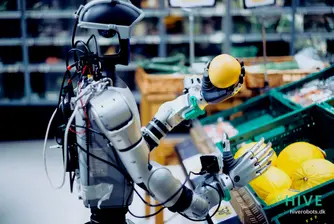 Хуманоидни роботи се обучават да работят нощни смени в датски супермаркети