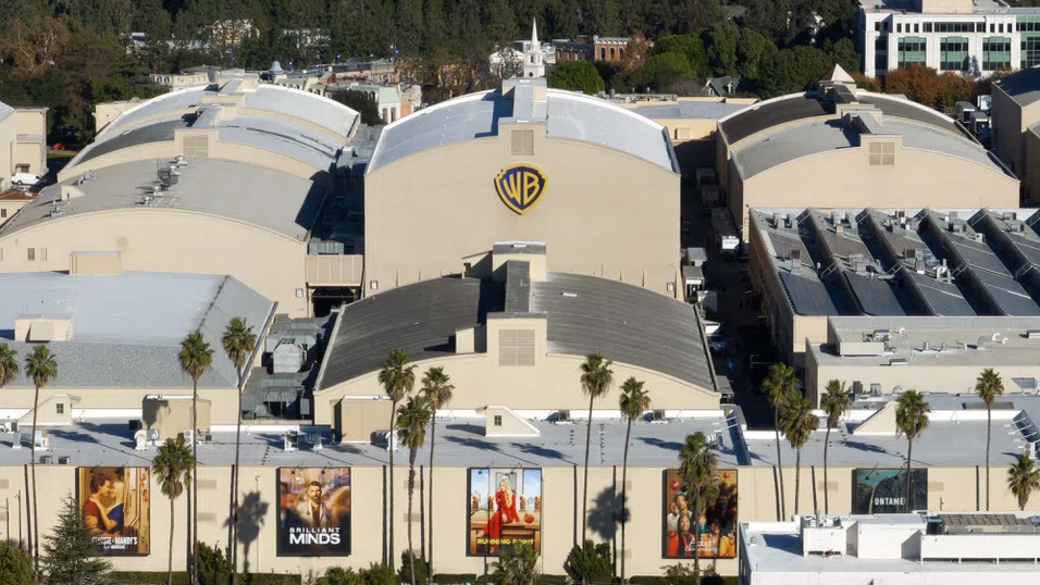 „Кошмар“: Как Холивуд вижда битката за Warner Bros