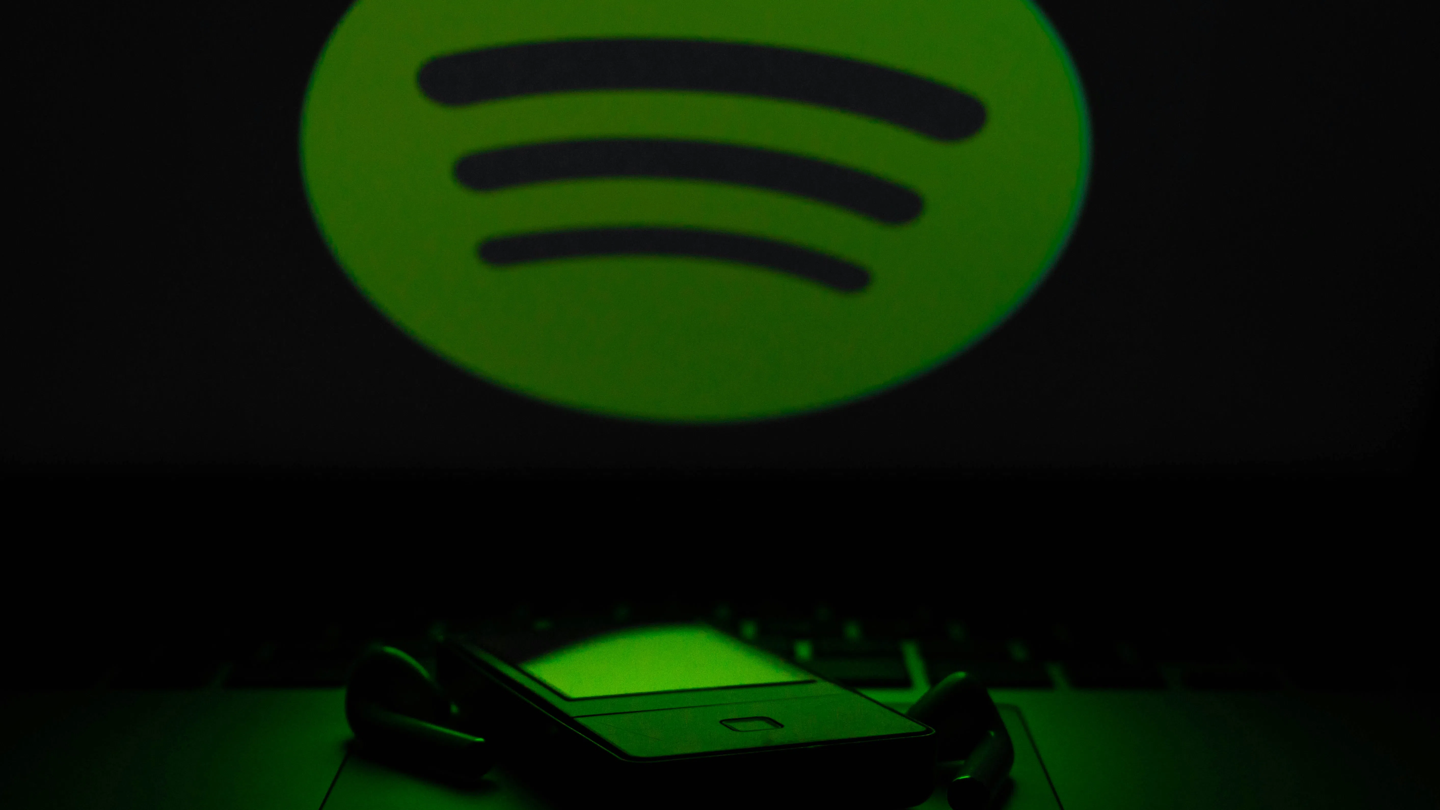 Spotify стартира нова премиум услуга, насочена към музикалните „суперфенове“