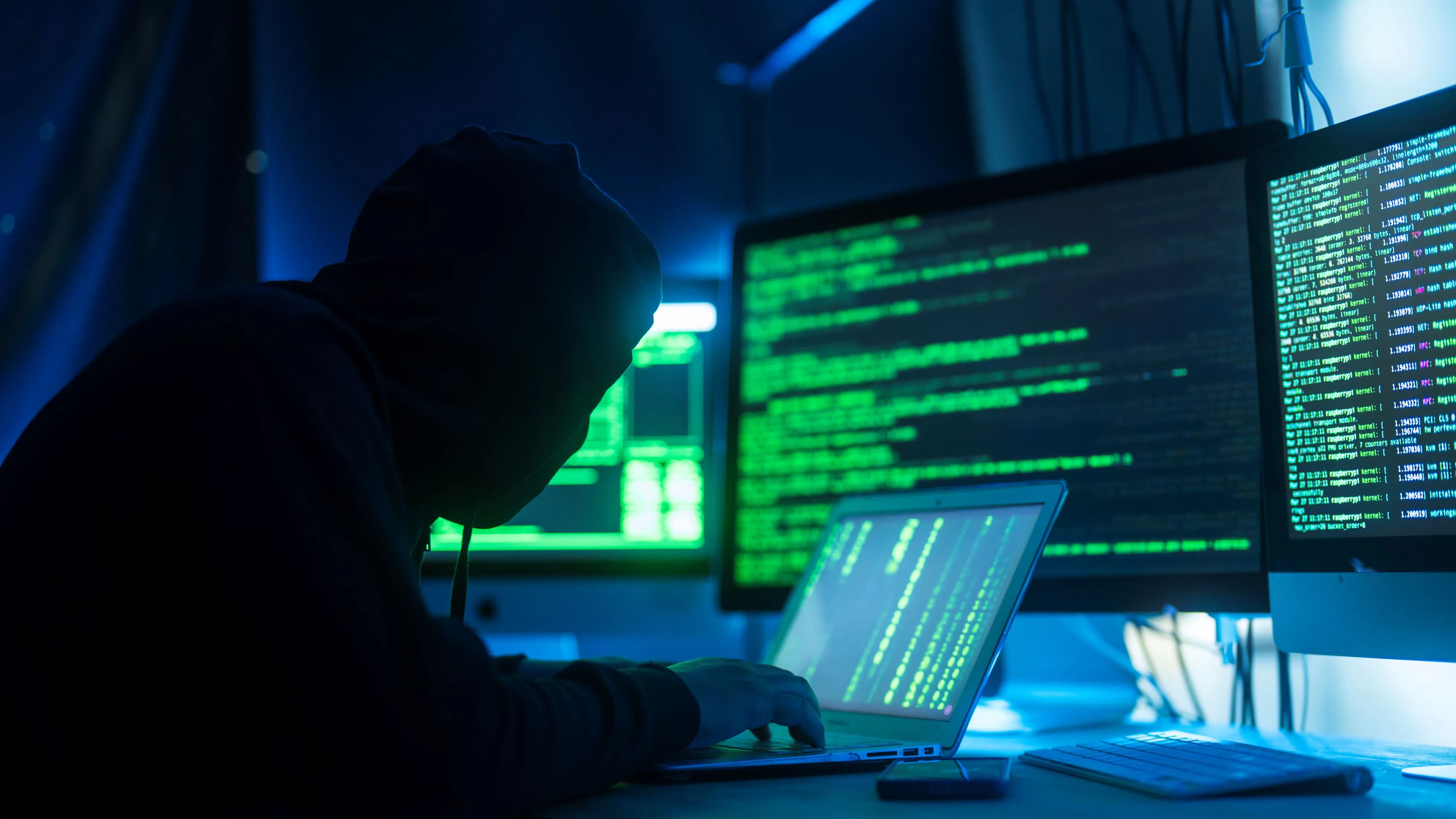 Парадоксът на киберсигурността: Защо увеличените разходи за защита не спират хакерите