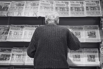 Губещи в собствената си игра: Как интернет открадна бизнеса на таблоидите?