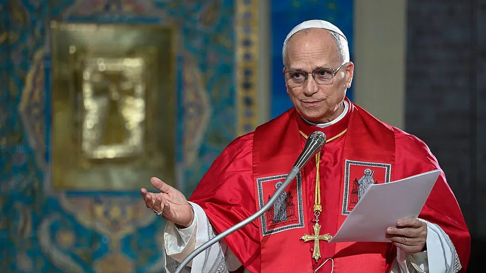 Тръмп отново атакува папа Лъв XIV. Защо понтификът е толкова труден опонент?