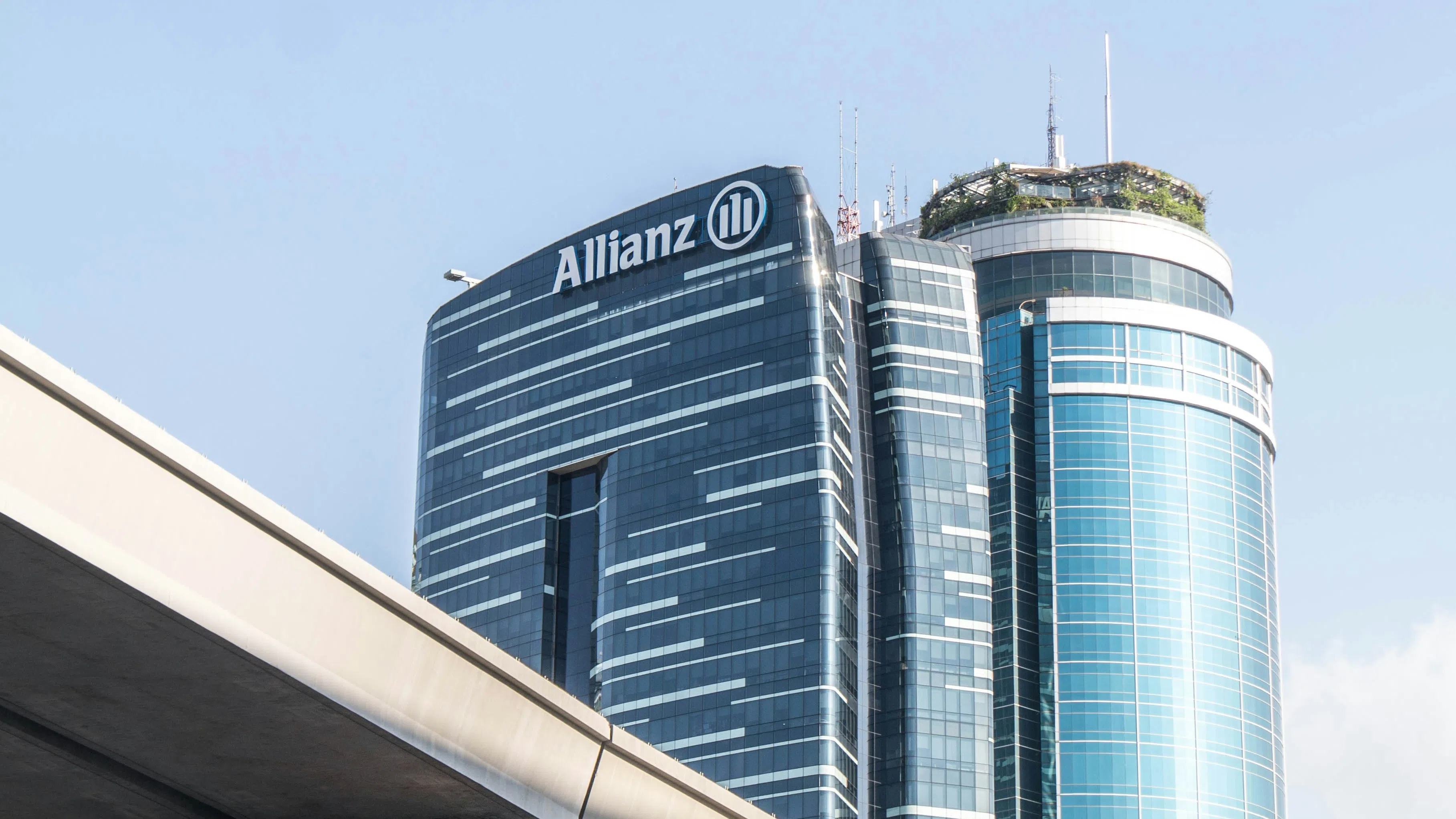 Allianz отбеляза двуцифрен скок на печалбата