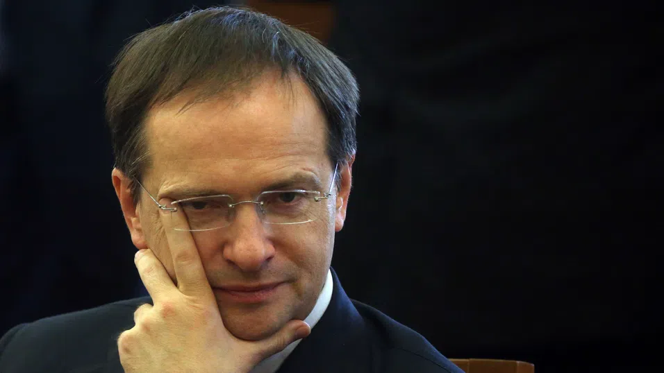 Съветник, дипломат, разузнавач: Кого изпрати Путин на преговорите за мир в Турция