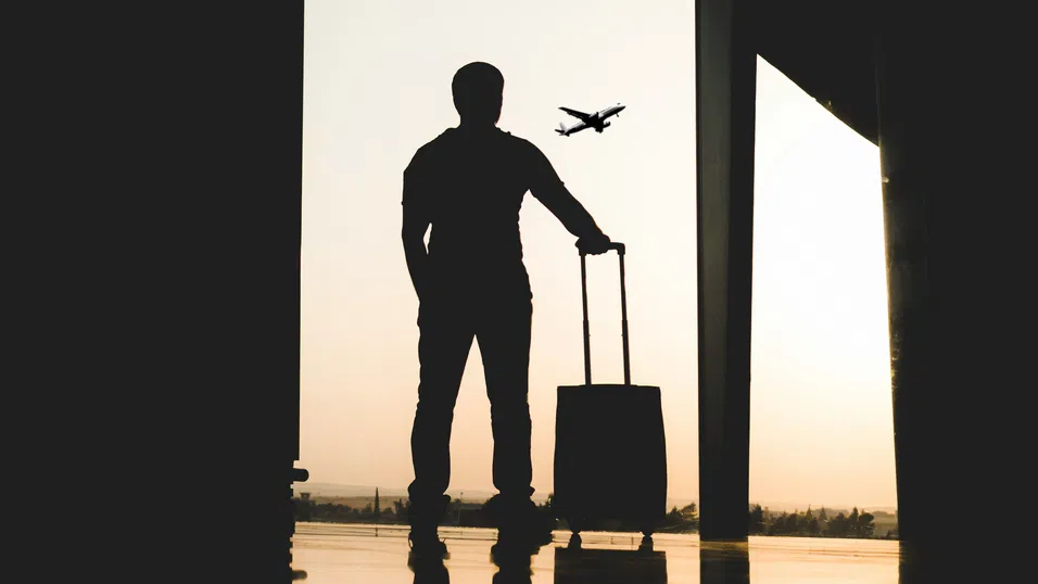 По-евтини самолетни билети през лятото: Как да пътувате, за да спестите повече