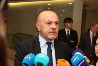 Томислав Дончев: Приемането на еврото не е сред рисковете, които крие бъдещето