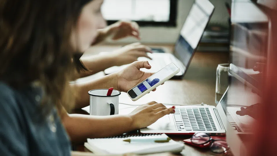 Gen Z в офиса: Как може поколението да просперира в ерата на изкуствения интелект