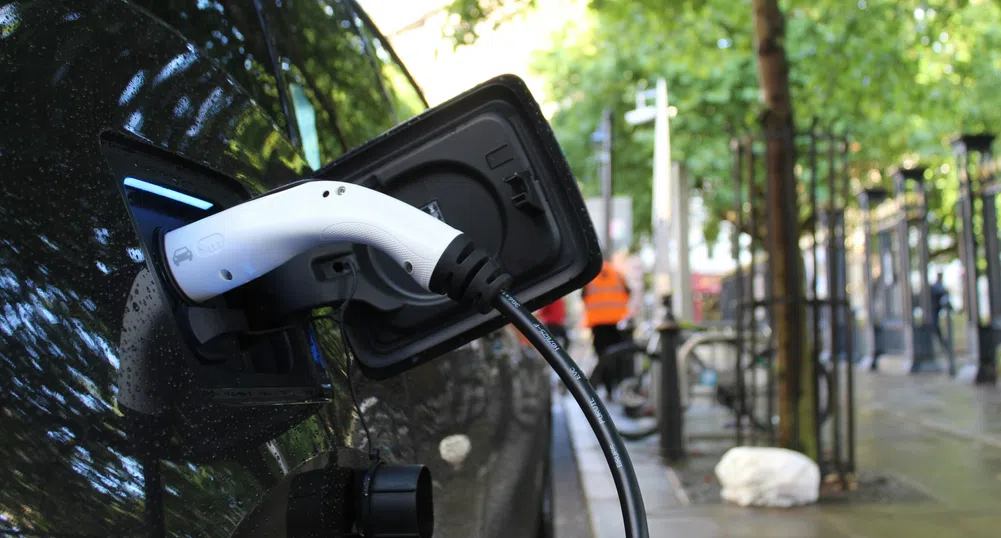 Как Норвегия се превърна в глобален лидер в прехода към електромобили