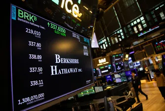 Berkshire Hathaway на Бъфет е придобил дял в затруднената UnitedHealth