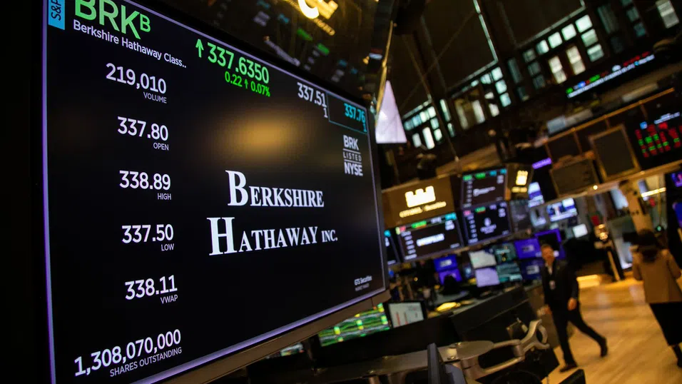 Berkshire Hathaway на Бъфет е придобил дял в затруднената UnitedHealth