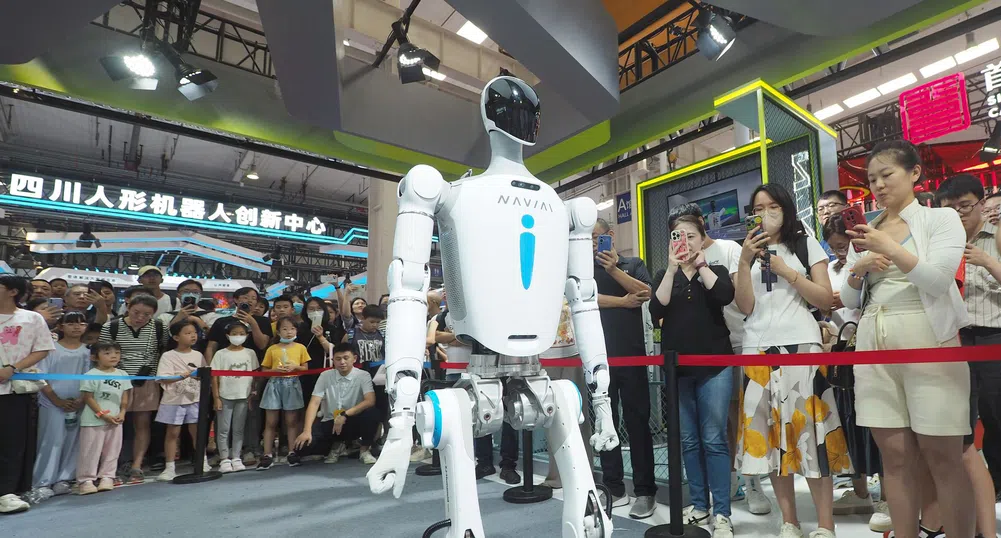 Хуманоидни роботи мерят сили в Олимпийски игри в Пекин