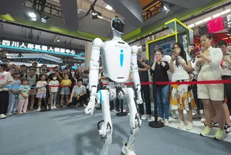 Хуманоидни роботи мерят сили в Олимпийски игри в Пекин