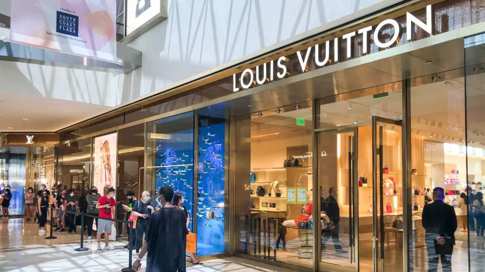 LVMH отчита успешно тримесечие за първи път през 2025 г.