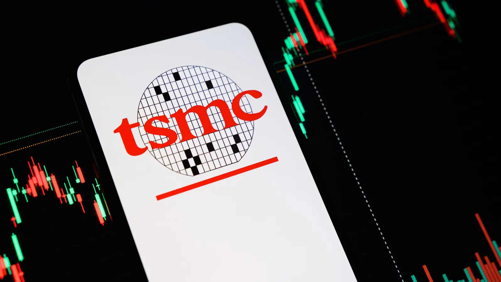 Търсенето, свързано с AI, удължава серията от рекордни печалби на TSMC