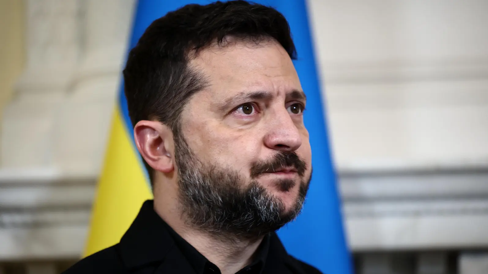 Зеленски: „Ограничението върху ударите по рафинериите отпада. Приключихме с това.“