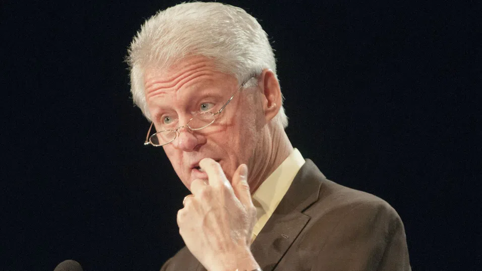 Разследват връзки на Епстийн с Бил Клинтън и големи банки по нареждане на Тръмп