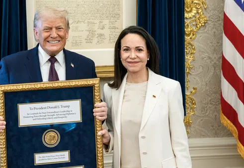 Нобеловият приз за мир – подарък от Мачадо за Тръмп или залог за бъдещето на Венецуела