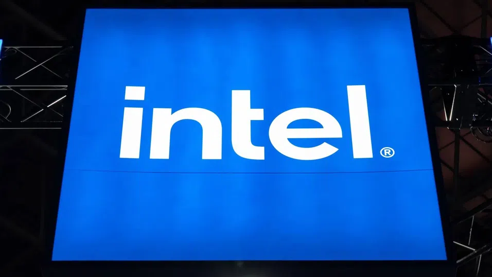 Белият дом обмисля да придобие 10% дял в Intel, което ще го направи най-големият акционер