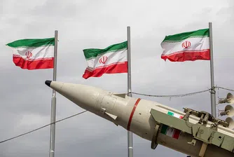 САЩ и Иран подновяват ядрените преговори на фона на военна готовност и икономически залози