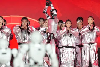 Хуманоидните роботи на Китай излизат на сцената на най-гледаното шоу за Лунната нова година