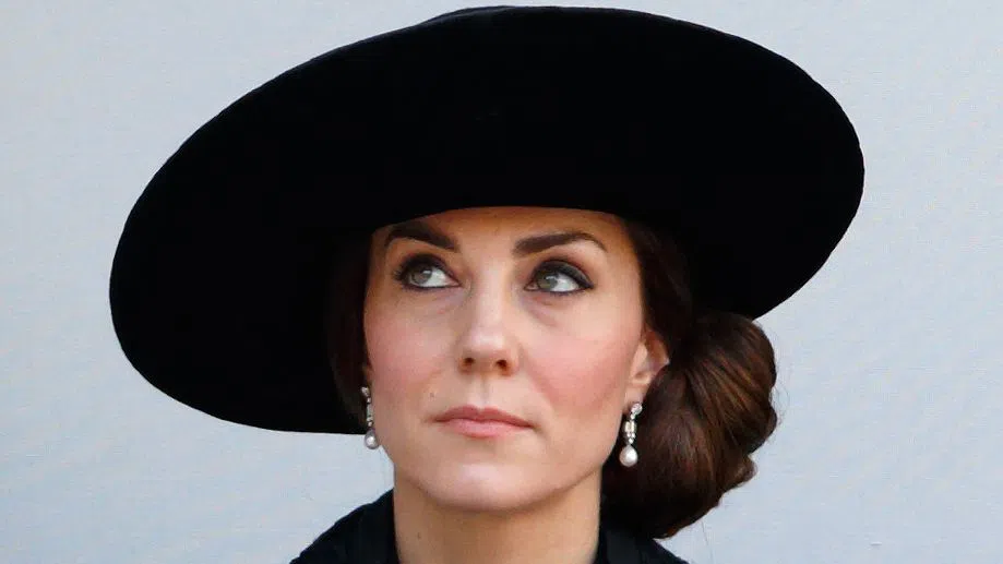 Сагата с Кейт Мидълтън застрашава кралския бизнес на стойност 28 млрд. долара