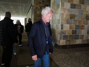 Актьорът има дългогодишни отношения с президента на страната Володимир Зеленски и често пропуска церемонии по връчване на награди